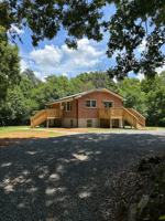 featured image of 160 Oak Crest Rd
