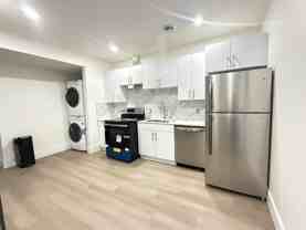 11140 49 Ave Nw - Photo 1 of 1