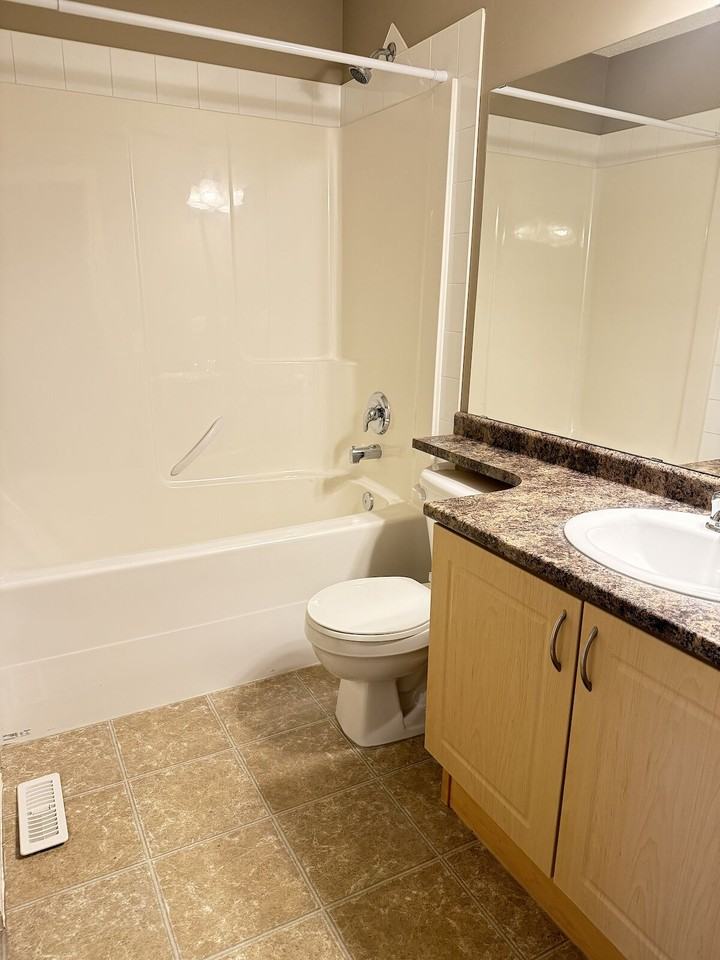 9312 Simpson Dr Nw - Photo 6 of 14