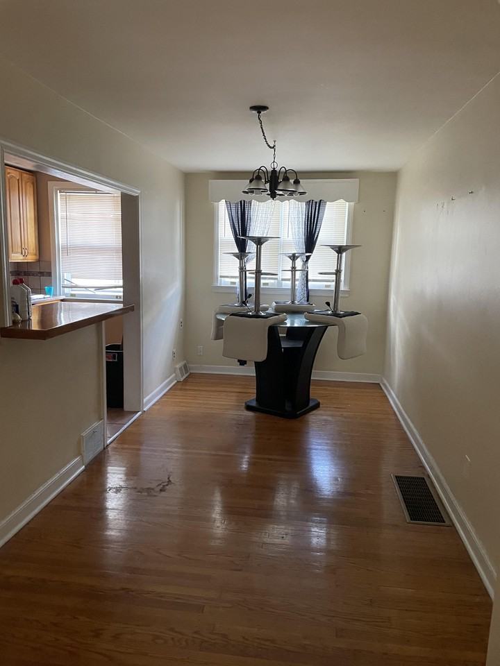 2947 Lardner St #NA - Photo 2 of 15