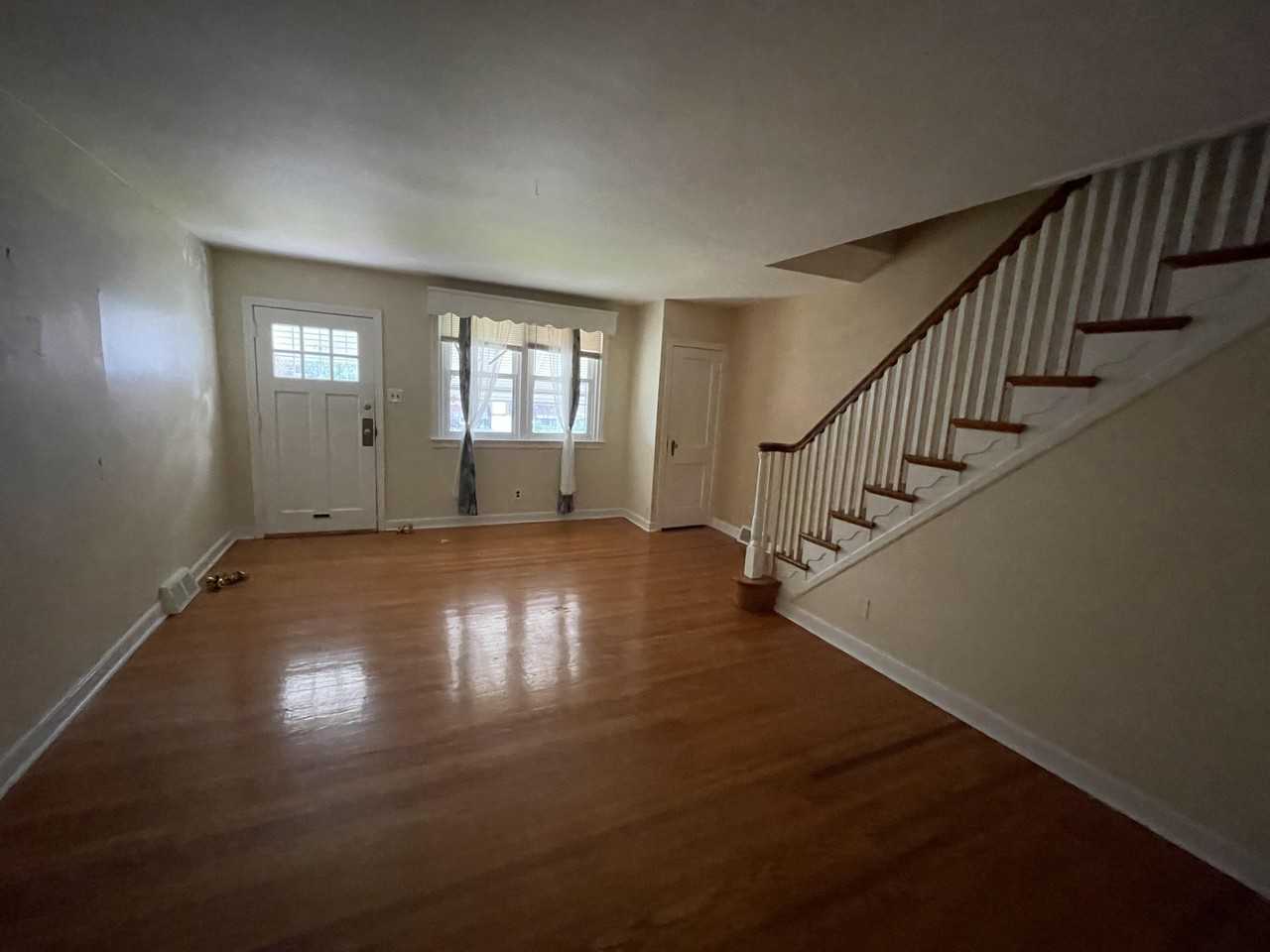 2947 Lardner St #NA - Photo 4 of 15
