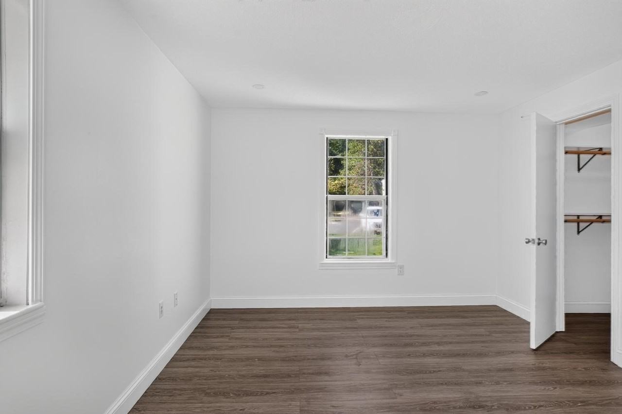 20 Walden Dr #15 - Photo 7 of 14