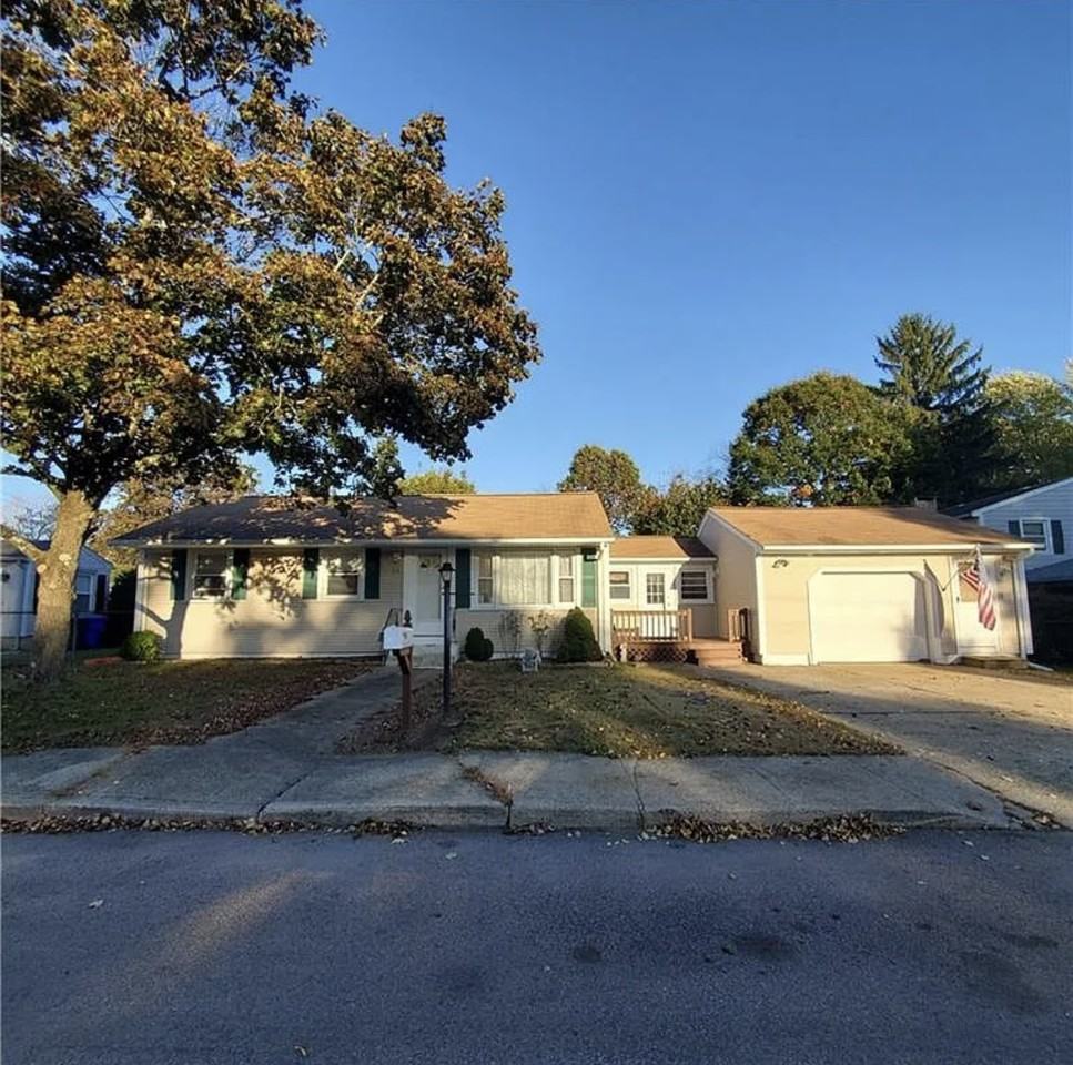 24 Carlton Pl #NA - Photo 2 of 2