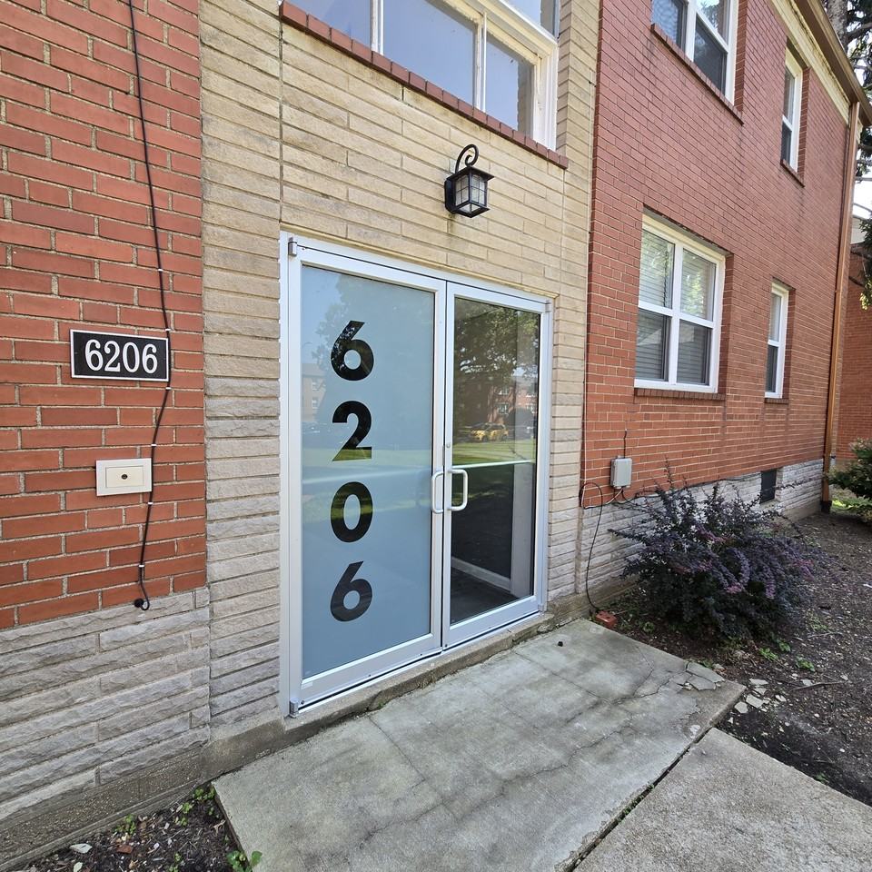 6206 Nagel Ave #2E - Photo 2 of 10
