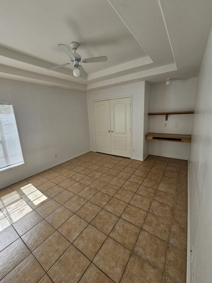 709 La Mancha Dr #1 - Photo 2 of 12