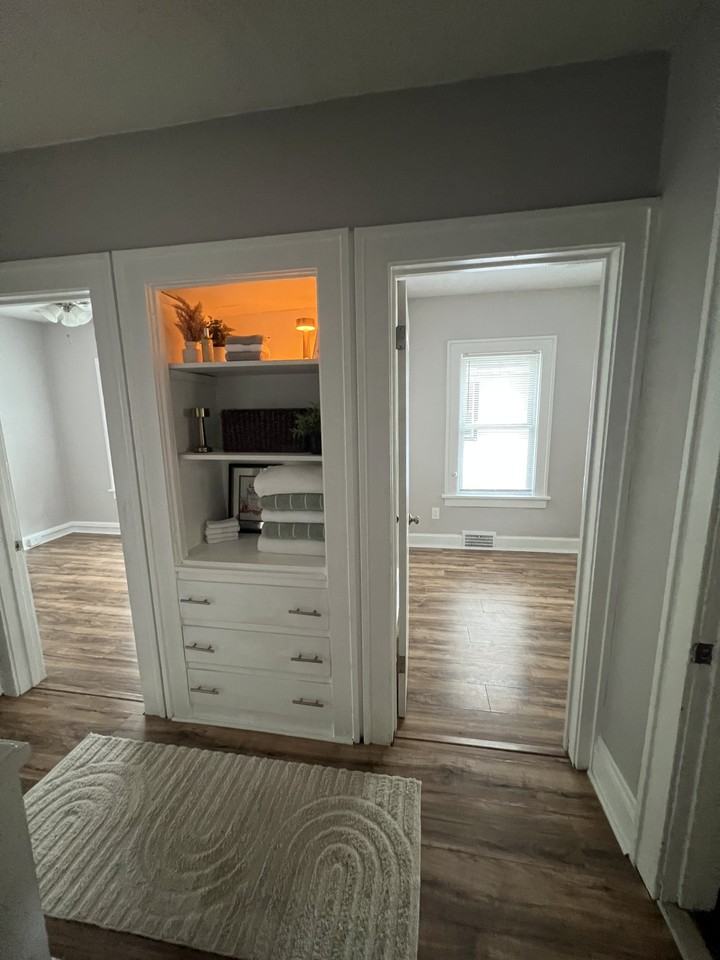 3230 Euclid Heights Blvd - Photo 2 of 20