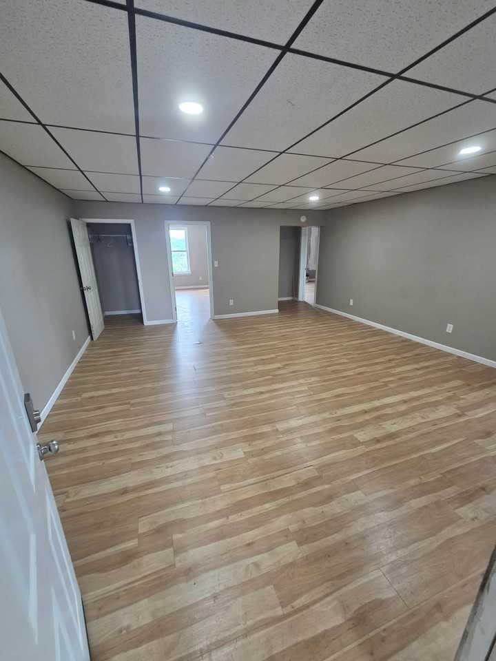 535 Wheeling Ave #NA - Photo 3 of 15