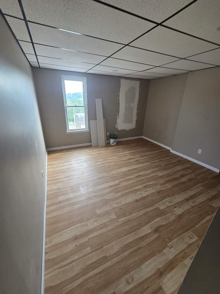 535 Wheeling Ave #NA - Photo 4 of 15