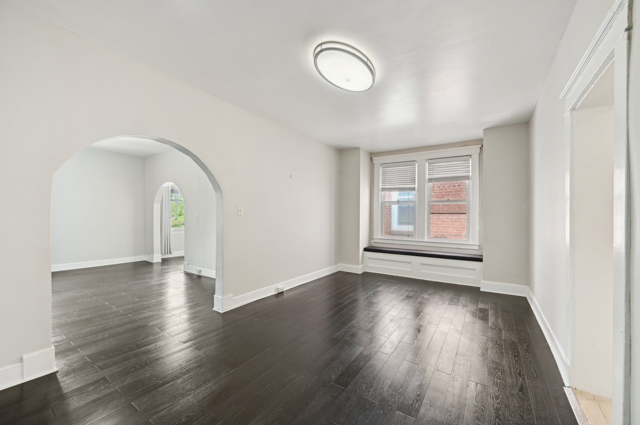 2431 Linden Ave #2 - Photo 6 of 26