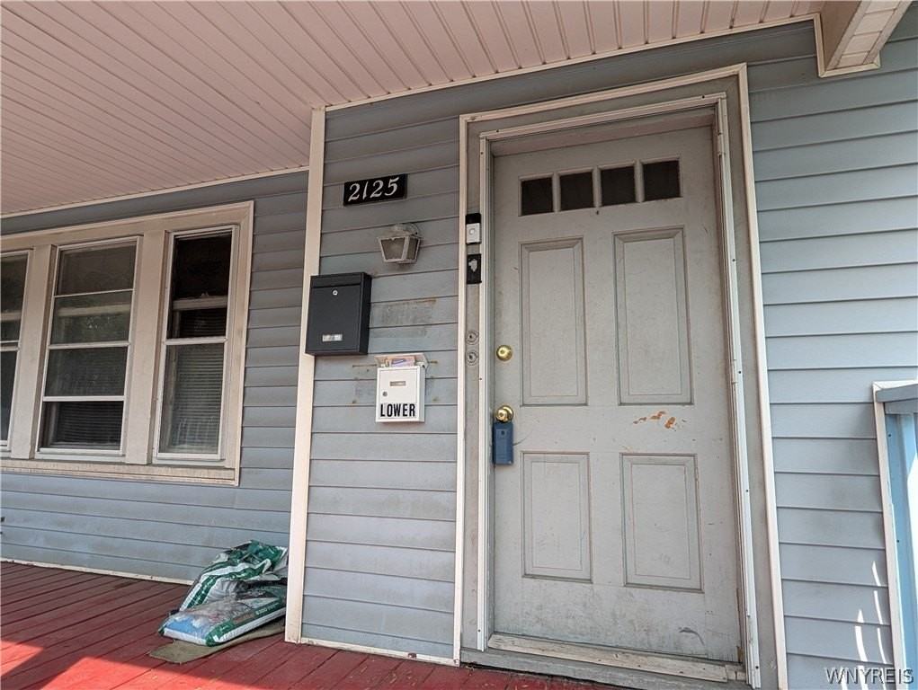 2125 Niagara St - Photo 3 of 20