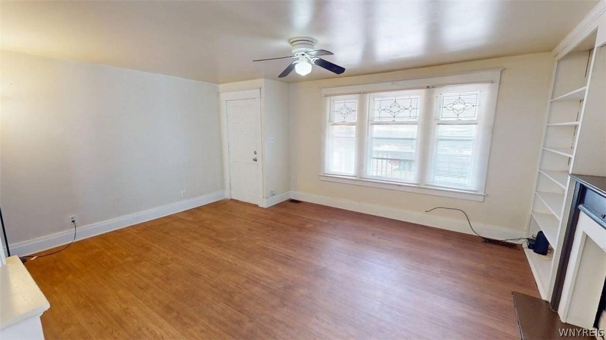 2125 Niagara St - Photo 6 of 20