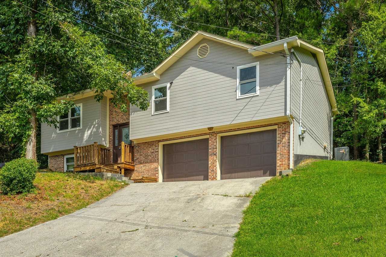 548 Benson Dr - Photo 5 of 44