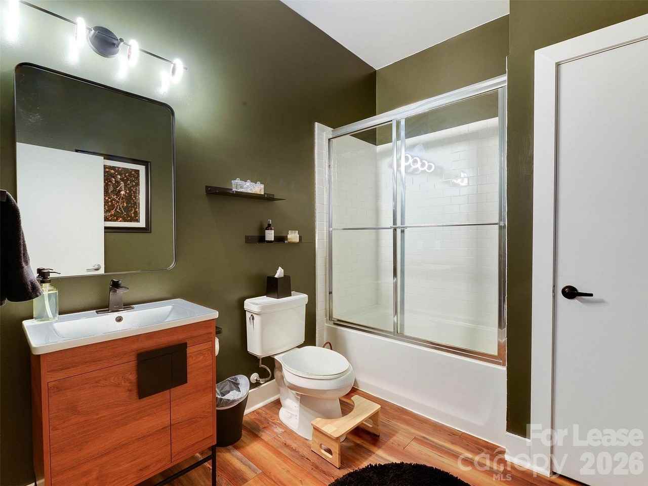 935 Westmere Ave - Photo 4 of 48