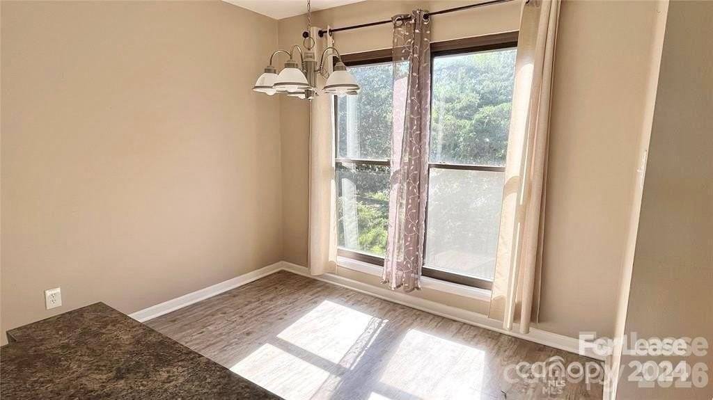 11171 Harrowfield Rd - Photo 4 of 11
