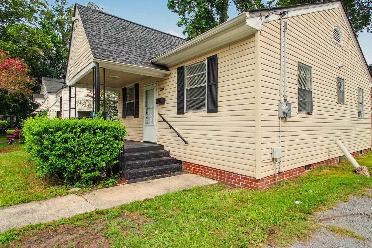 3545 Admiral Dr - Photo 4 of 49