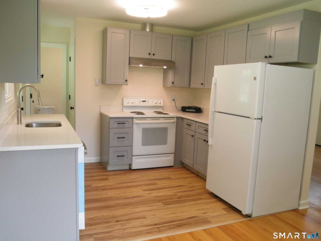 211 Kent Hollow Rd - Photo 5 of 18