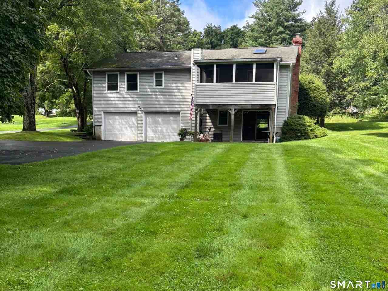 31 Old Hawleyville Rd - Photo 2 of 16