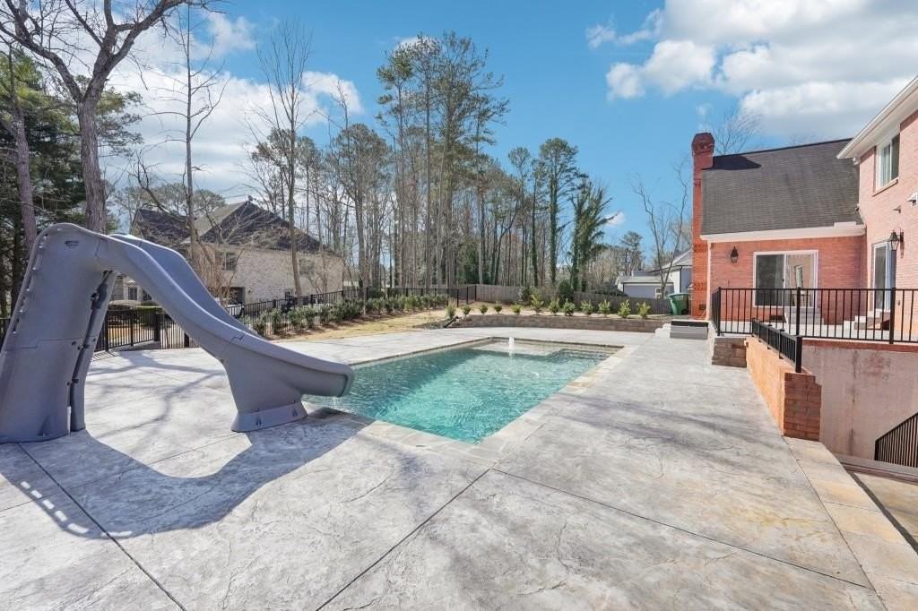 1600 Spring Arbor Ct Sw - Photo 2 of 50
