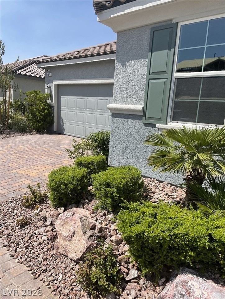 9570 Glasgow Ridge Ct - Photo 3 of 39