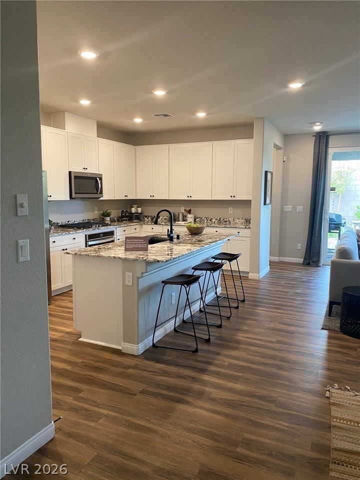 9570 Glasgow Ridge Ct - Photo 5 of 39