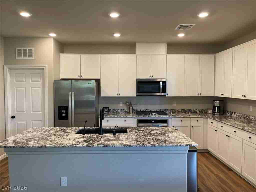9570 Glasgow Ridge Ct - Photo 6 of 39