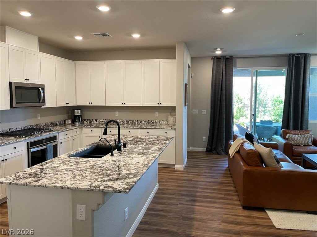 9570 Glasgow Ridge Ct - Photo 7 of 39