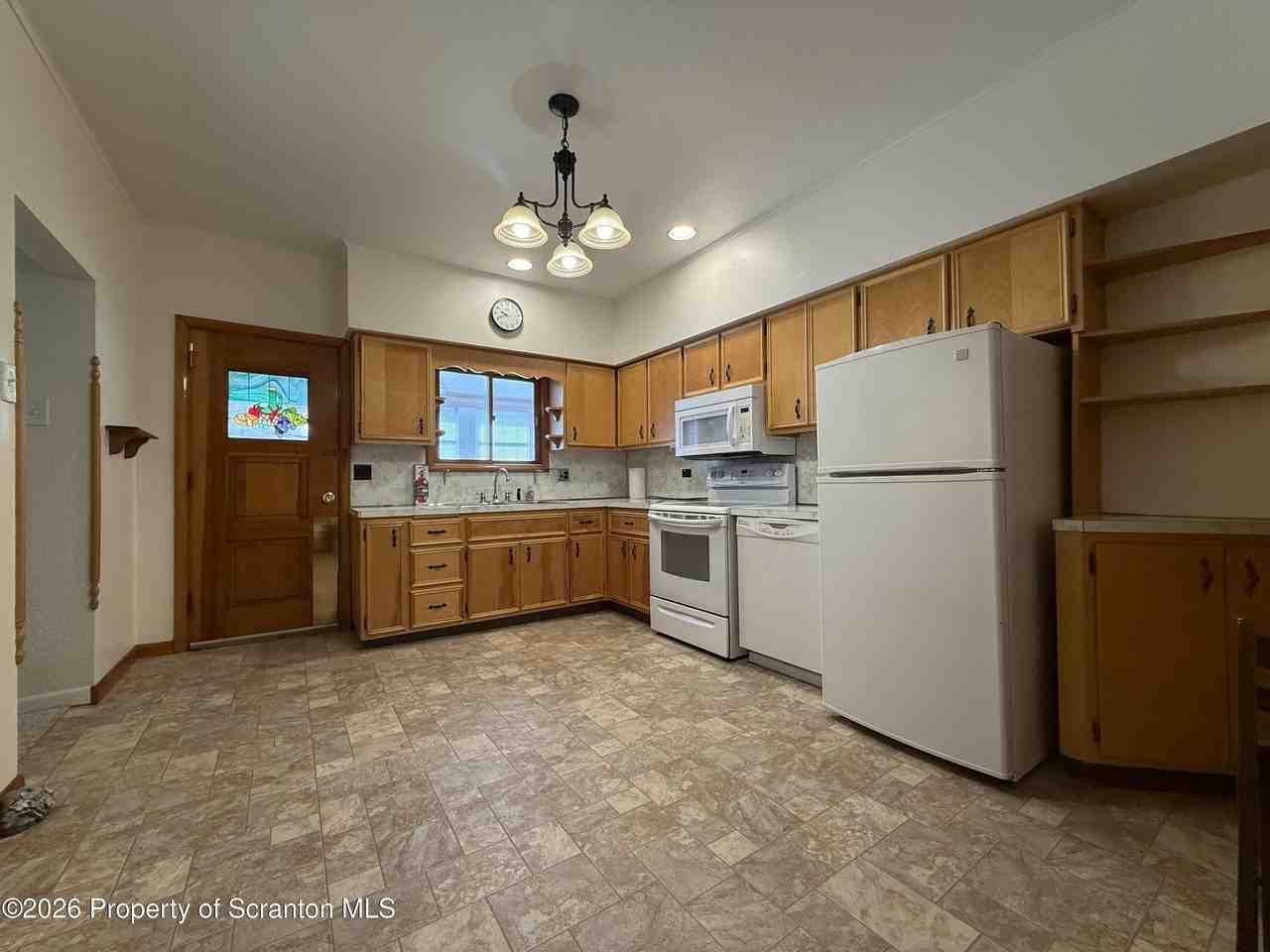 423 Keystone Ave #1 - Photo 3 of 13
