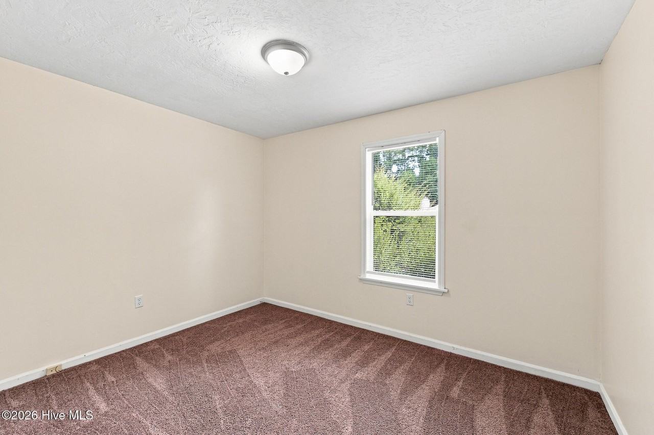 3487 Postell Dr - Photo 7 of 12