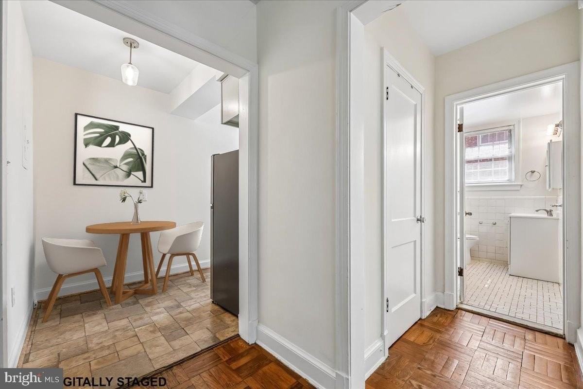4481 Macarthur Blvd Nw - Photo 3 of 22