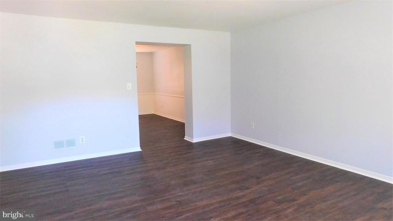 3706 Double Rock Ln - Photo 2 of 21