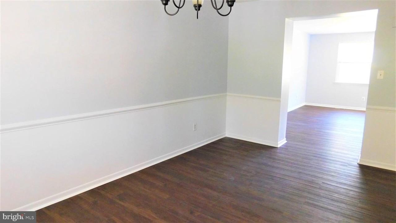 3706 Double Rock Ln - Photo 5 of 21