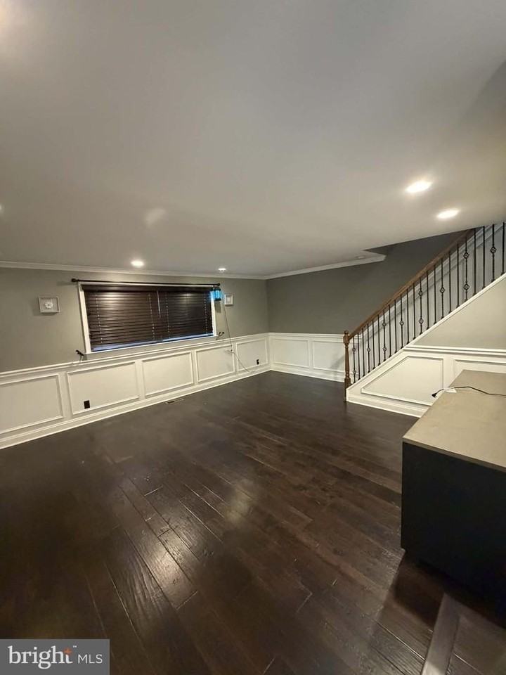 814 Kendrick St - Photo 4 of 35