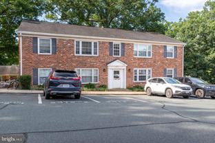 2417 Barracks Pl - Photo 1 of 1