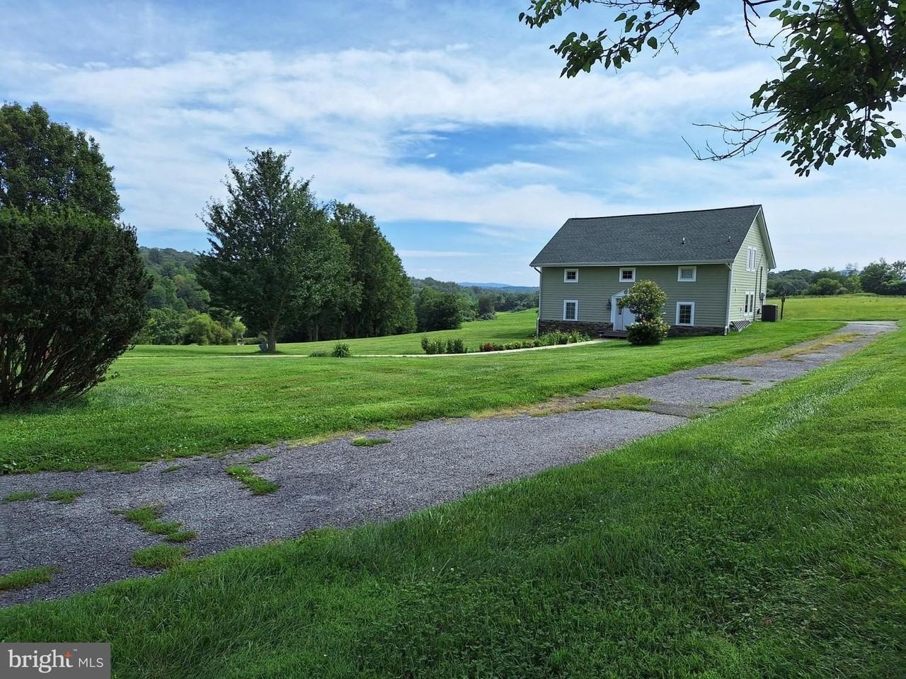 2254 Winchester Rd - Photo 2 of 50
