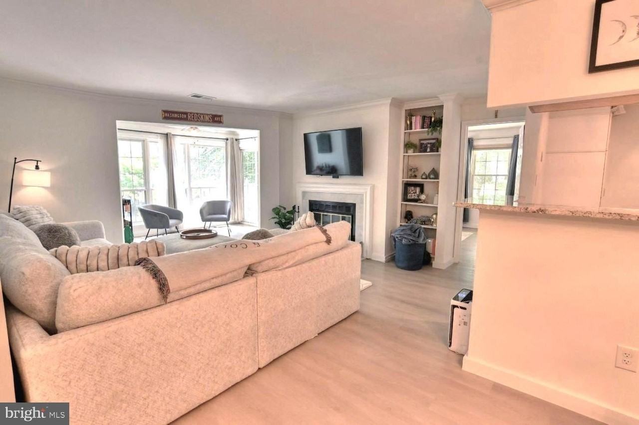 2220 Springwood Dr