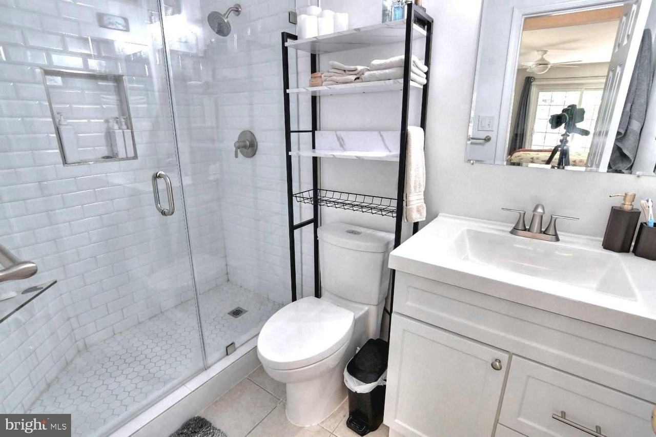 2220 Springwood Dr - Photo 7 of 50