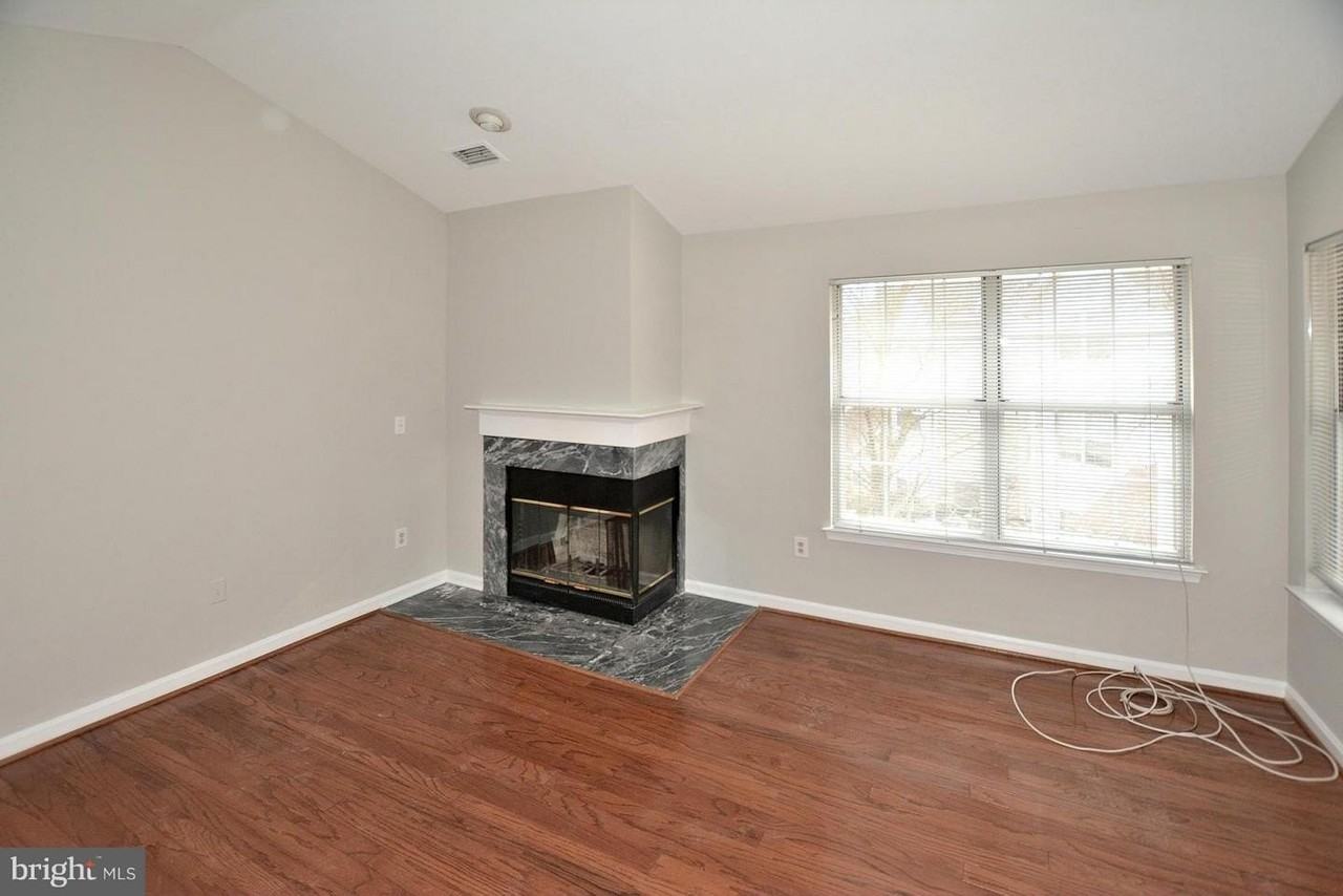 5612 Willoughby Newton Dr - Photo 5 of 43