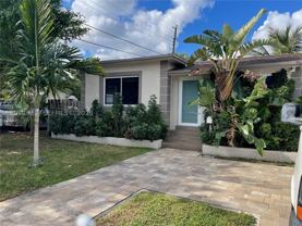 15760 Ne 18th Ct - Photo 1 of 1