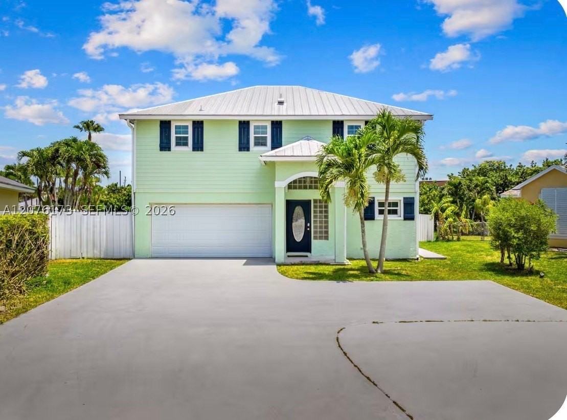 1261 Bonefish Ct - Photo 2 of 32