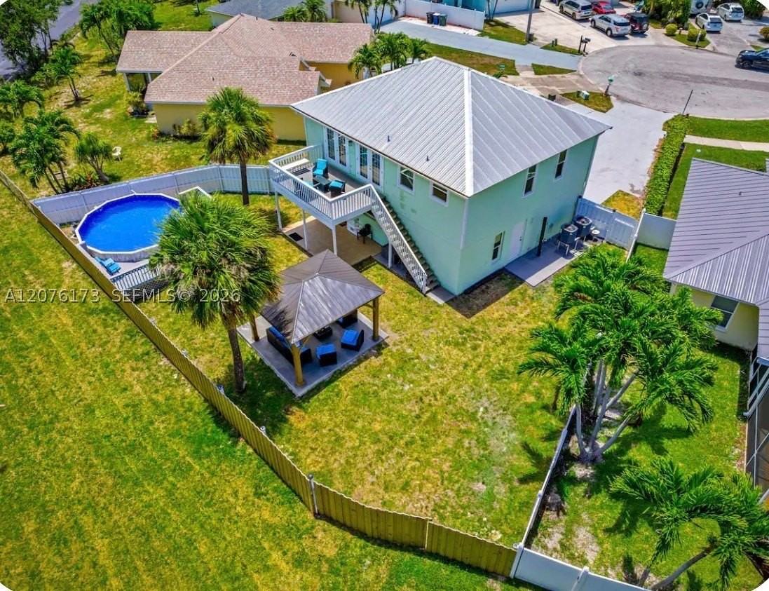 1261 Bonefish Ct - Photo 3 of 32