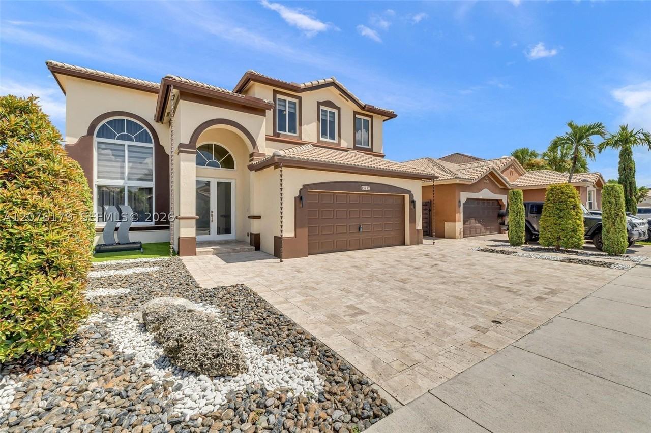 16237 Sw 44th Ter #0 - Photo 2 of 50