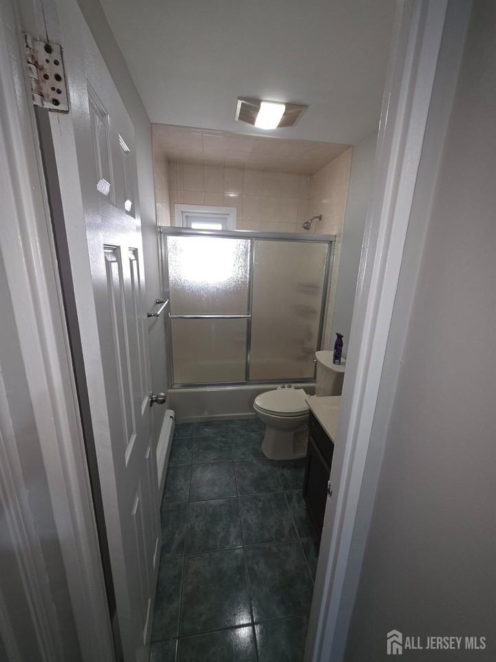 17 Colton Rd - Photo 6 of 8
