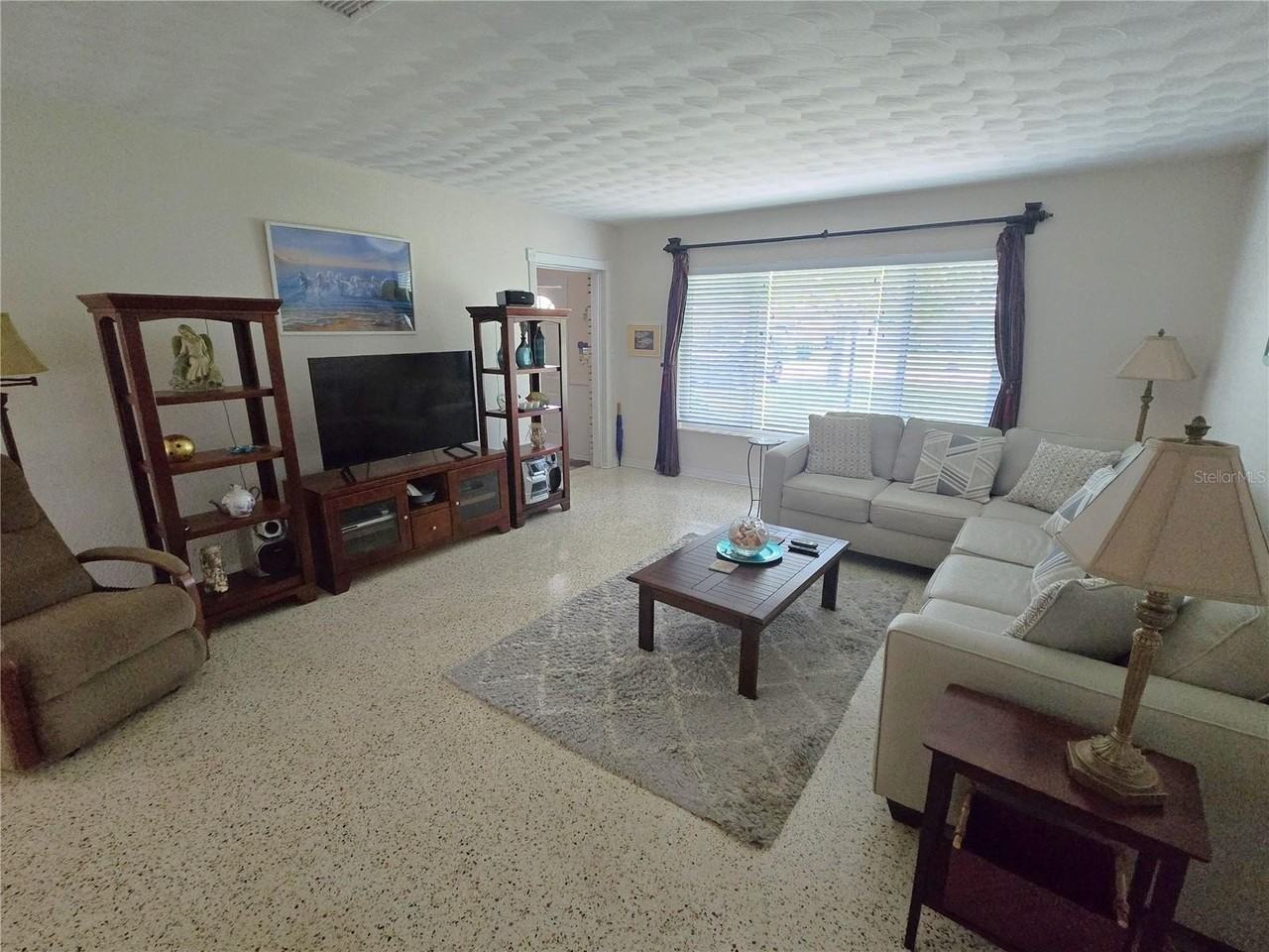 5116 13th Avenue Dr W - Photo 3 of 24