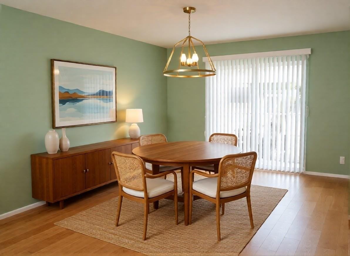 649 Villa St - Photo 4 of 5