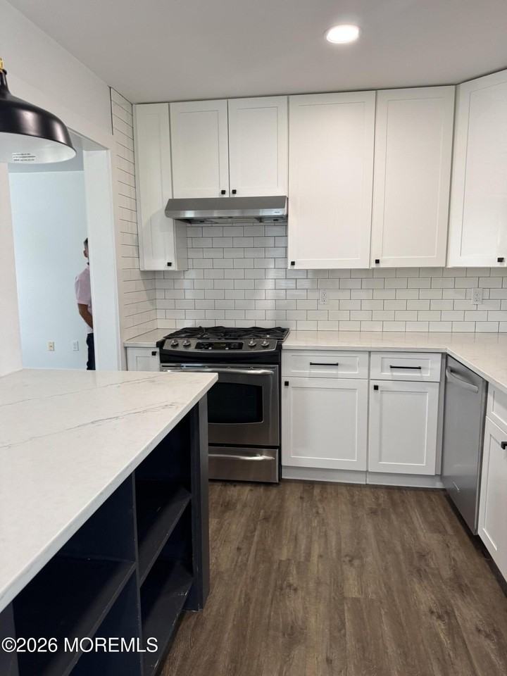 237 Mechanic St #B - Photo 7 of 43