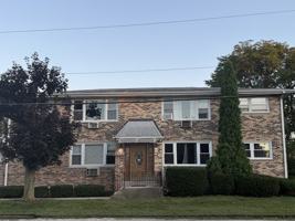 featured image of 7601 Banks St #1W