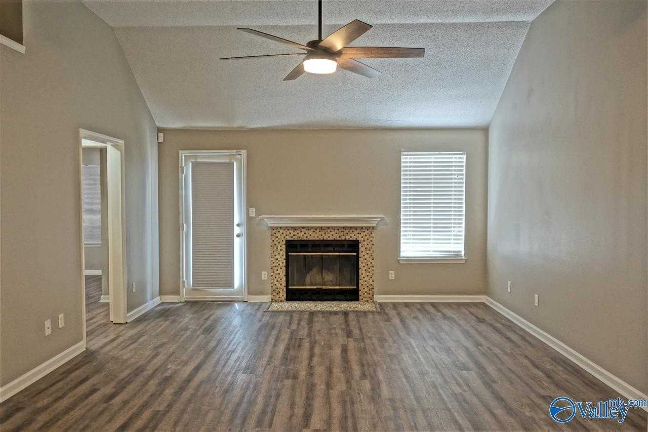 212 Turnbrook Dr Sw - Photo 4 of 15