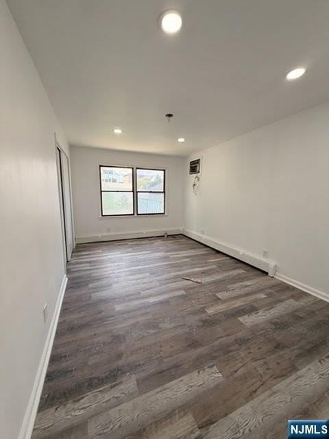 123 Summit Ave - Photo 4 of 5