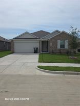 909 Cole St - Photo 1 of 1