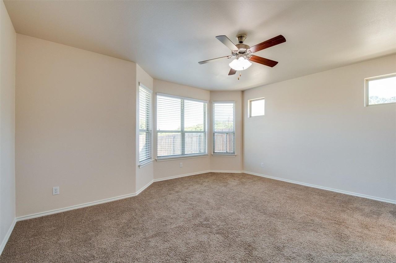 4813 Wasatch Dr - Photo 5 of 13